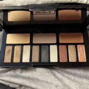 Kat Von D shade + light eyeshadow pallet